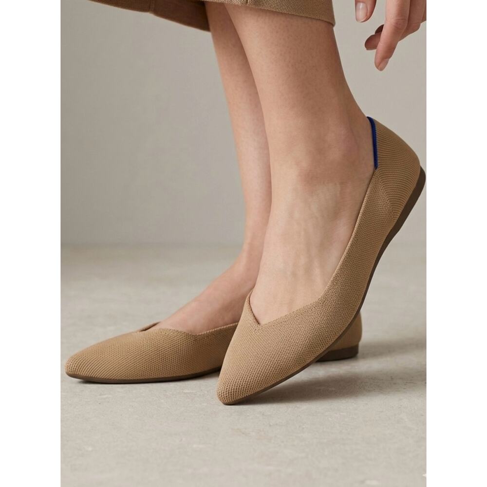 Rothy’s The Point Flat Tan Knit Pointed Shoe in Tan Size 9.5